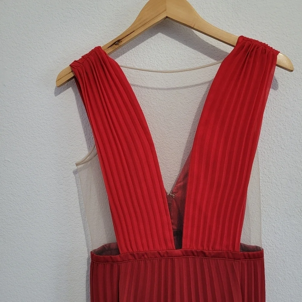 Bebe red ombre pleated double  split illusion bodice formal evening gown - Picture 10 of 13